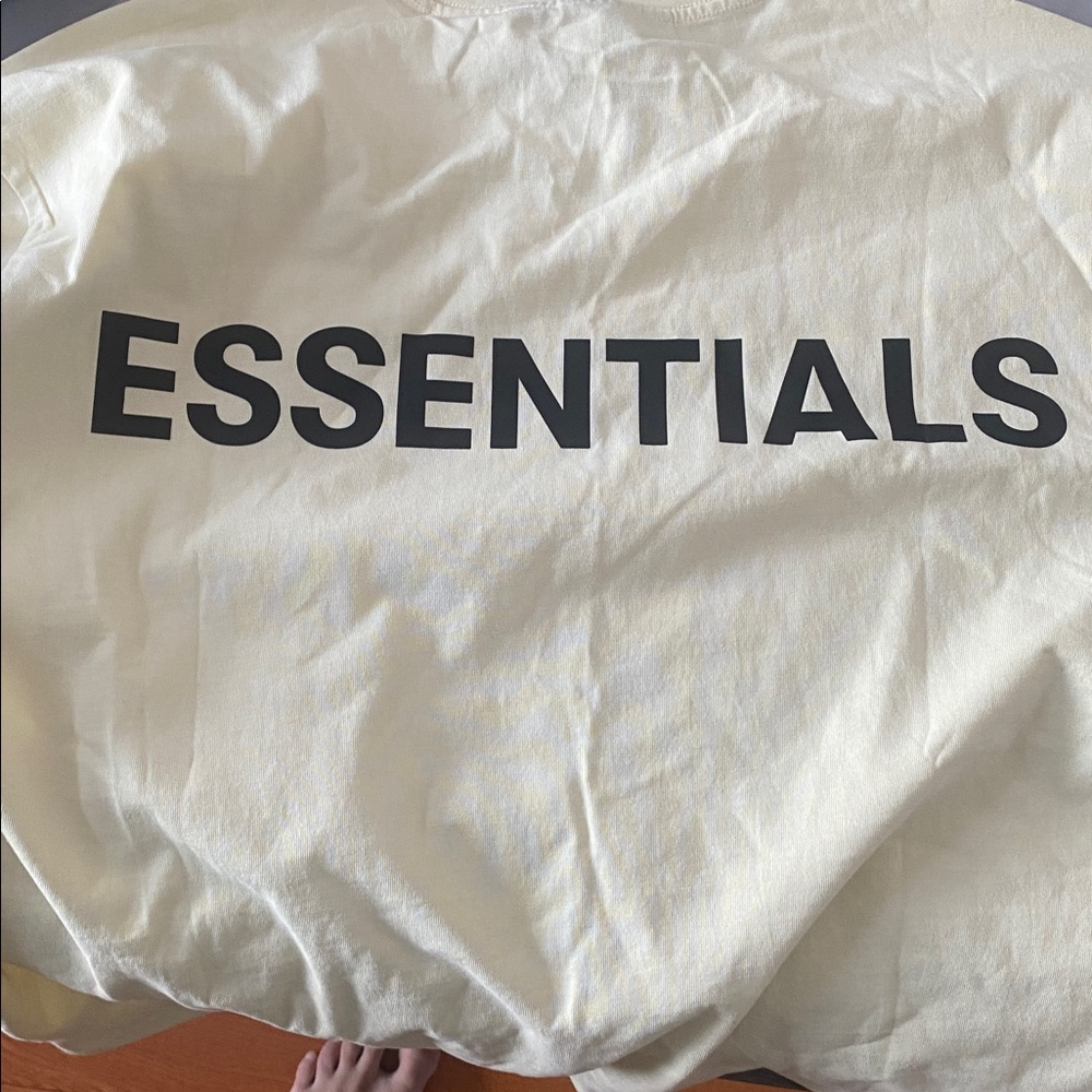 Essentials Soft Cream Tee - Picture 3 of 5